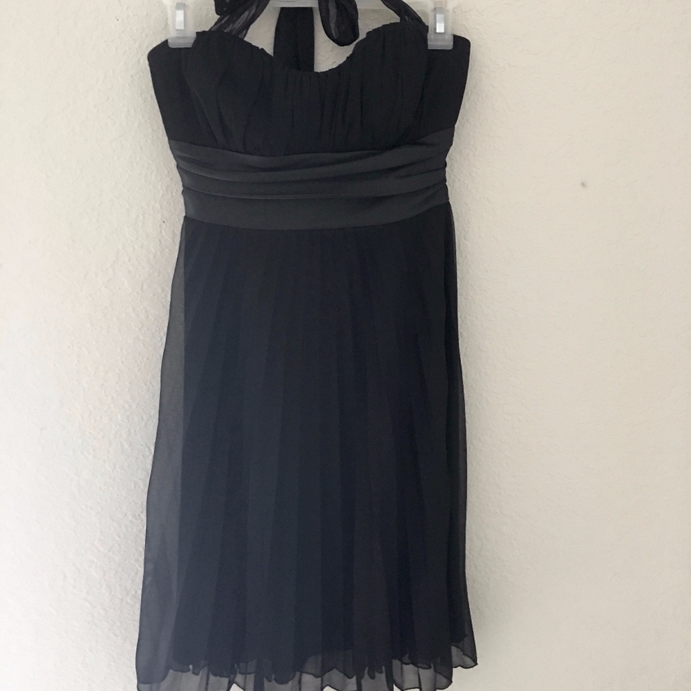 🔥Black Pleated Chiffon Halter Dress🔥
